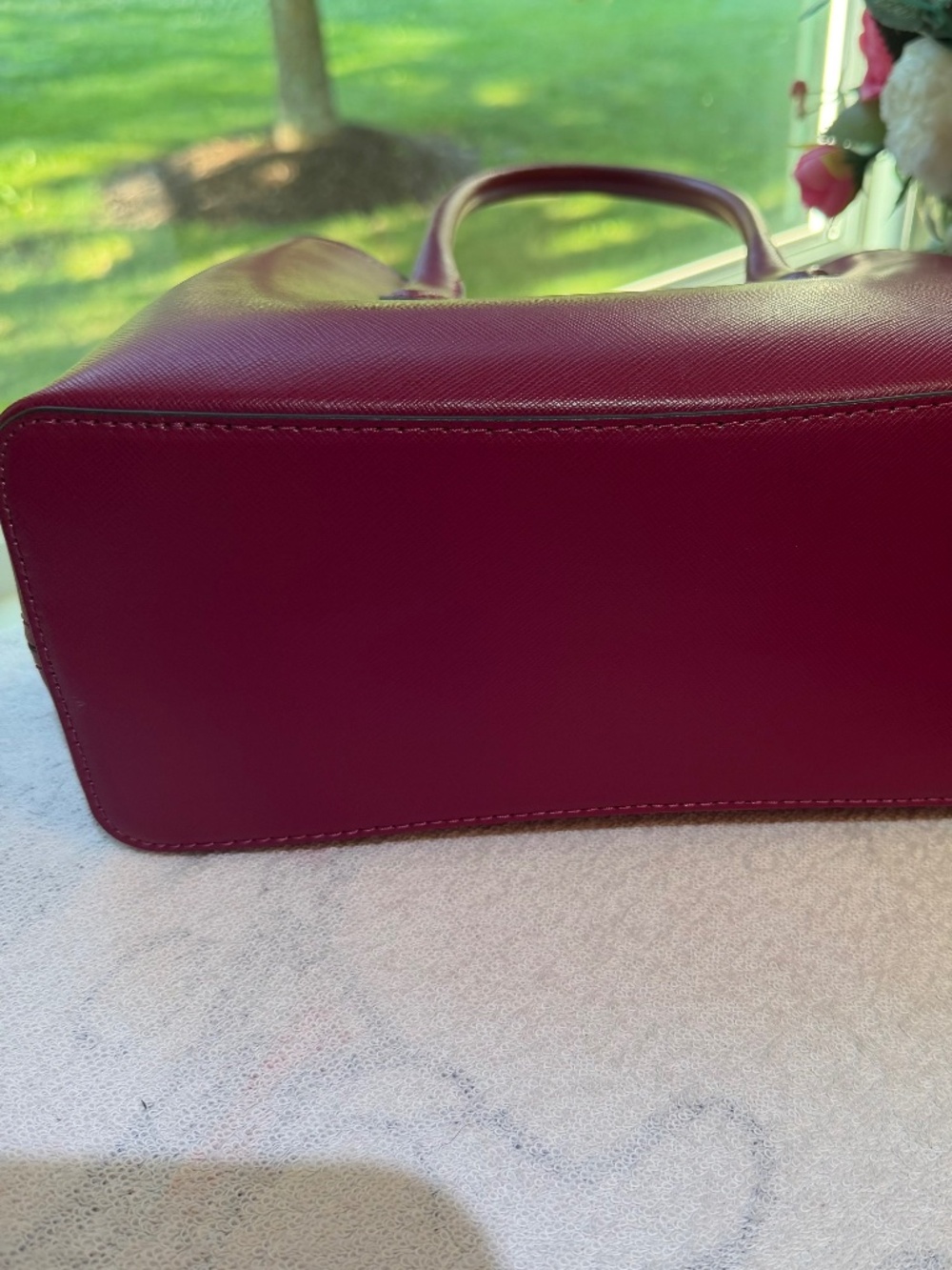 Like New Kate Spade New York Rory Saffiano Leather Medium Satchel in BlackBerry - Picture 4 of 16